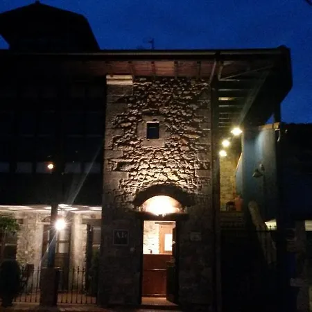 Rodiles Rural 公寓 Selorio